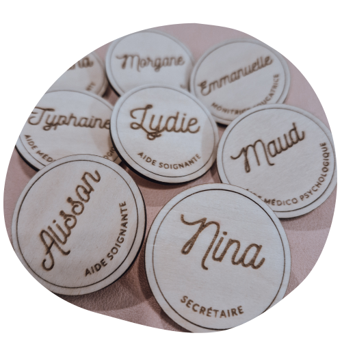 MAGNETS & PINS